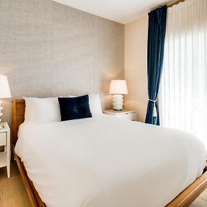 Suite de 1 Dormitorio y Cama Queen